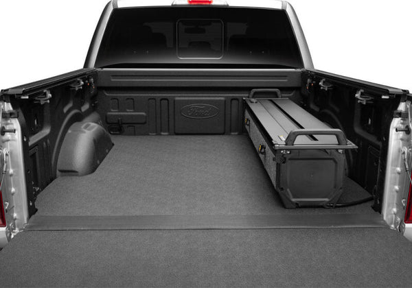 RealTruck 19-26 RAM 1500 5.7ft Bed (w/o MultiFunction Tailgate) RetraxPRO EZ-Off FRC-4000