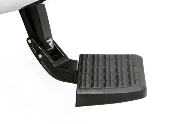 AMP Research 20-24 Chevrolet Silverado 2500/3500 BedStep - Black