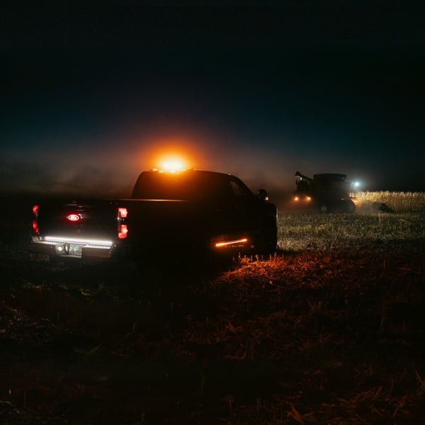 Putco Universal Yellow Jacket 12in x 4.5in Strobe Light Bar - Yellow/White