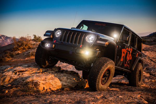 Fox Performance 2.0 Smooth Body Shock Front Pair 2018+ Jeep Wrangler JL 3.5
